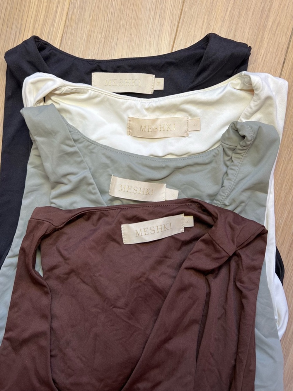 Bundle Meshki Women's O Ring Crop Tank Top Lot S/M - Picture 2 of 7